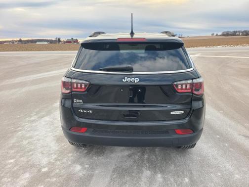2017 Jeep New Compass Latitude