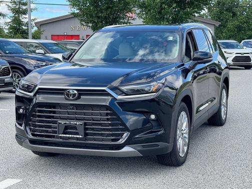 Midnight Black Metallic 2026 Toyota Grand Highlander Platinum