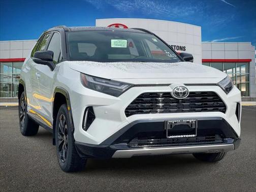 2025 Toyota RAV4 Hybrid SE