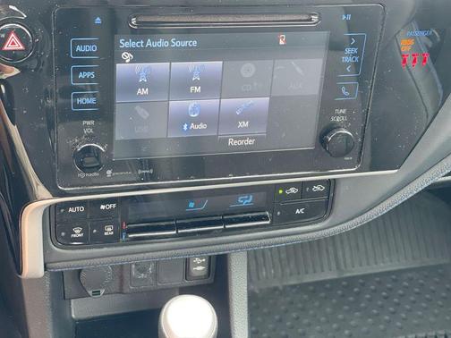 2018 Toyota Corolla SE