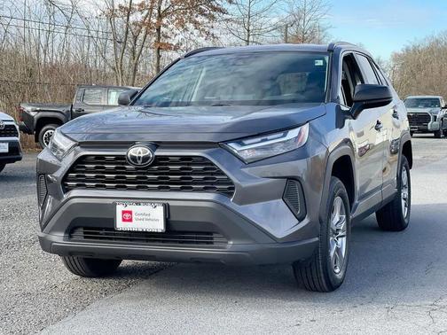 2025 Toyota RAV4 Hybrid SE