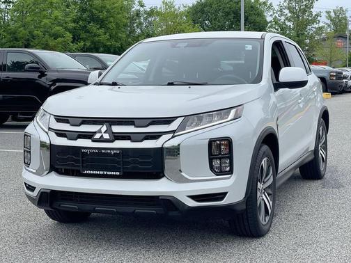 White Diamond 2024 Mitsubishi Outlander Sport 2.0