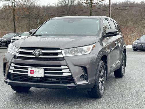 2019 Toyota Highlander LE