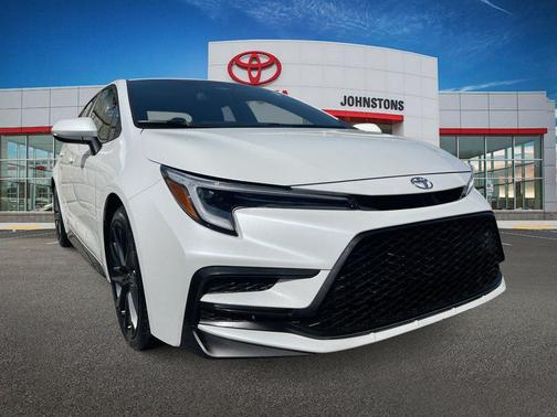 Wind Chill Pearl 2025 Toyota Corolla SE