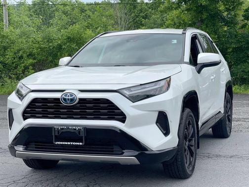 Wind Chill Pearl 2023 Toyota RAV4 Hybrid SE