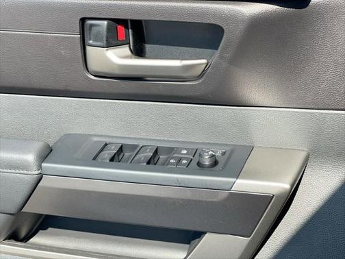 2025 Toyota Sequoia SR5