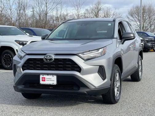 2025 Toyota RAV4 Hybrid SE