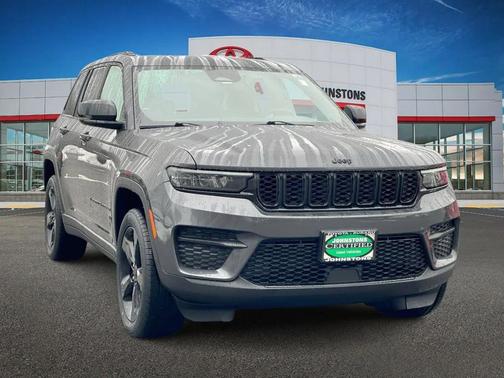 2022 Jeep Grand Cherokee Altitude