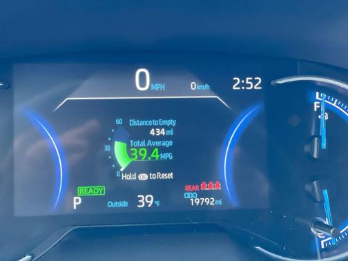 2025 Toyota RAV4 Hybrid SE