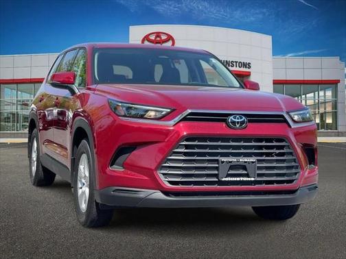 2025 Toyota Highlander LE
