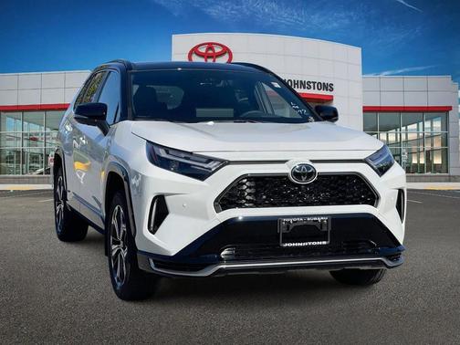 2025 Toyota RAV4 Hybrid SE
