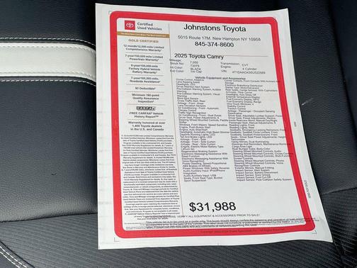 2025 Toyota Camry SE