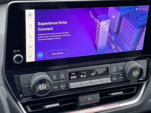 2026 Toyota Highlander LE