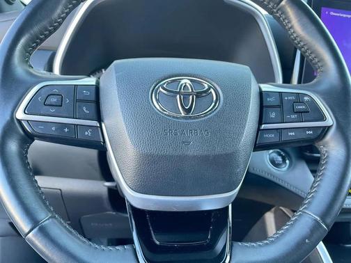 2023 Toyota Highlander XSE