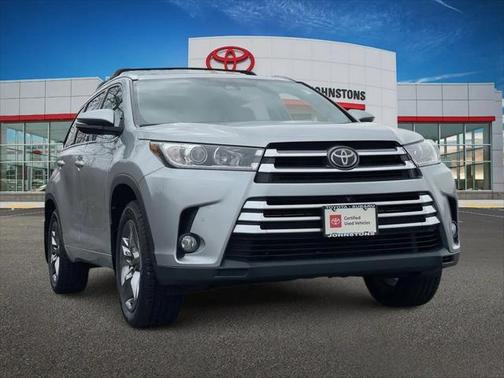 2017 Toyota Highlander Limited Platinum