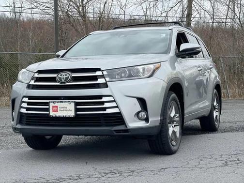 2017 Toyota Highlander Limited Platinum