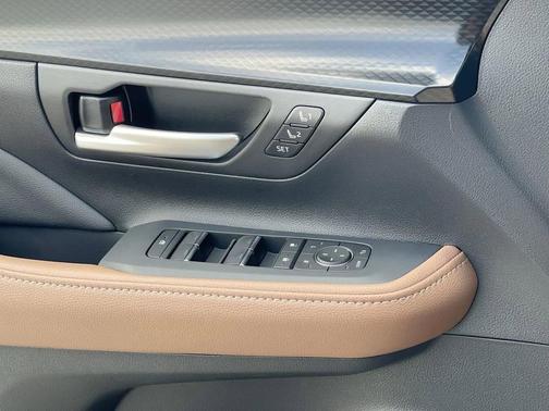 2025 Toyota Grand Highlander Hybrid Limited MAX