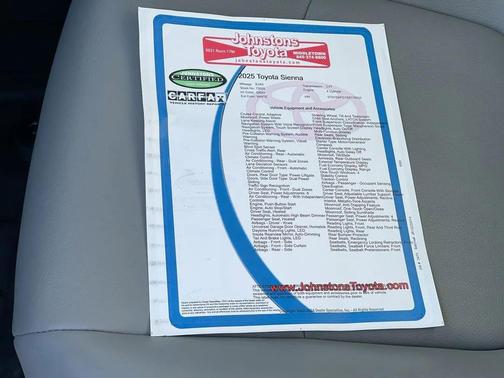 2025 Toyota Sienna XLE