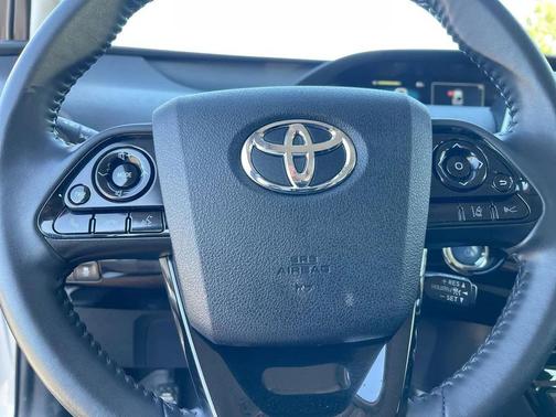 2021 Toyota Prius Prime LE
