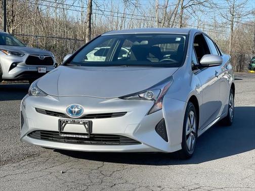 2016 Toyota Prius Three