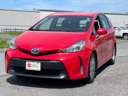 2017 Toyota Prius v Three