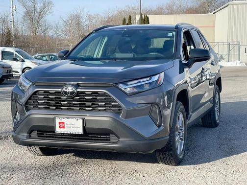 2025 Toyota RAV4 Hybrid SE