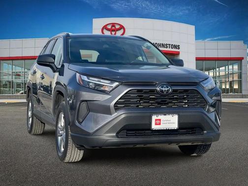 2025 Toyota RAV4 Hybrid SE