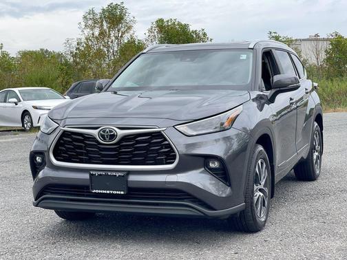 2025 Toyota Highlander XLE
