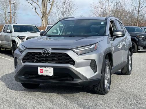2025 Toyota RAV4 Hybrid SE