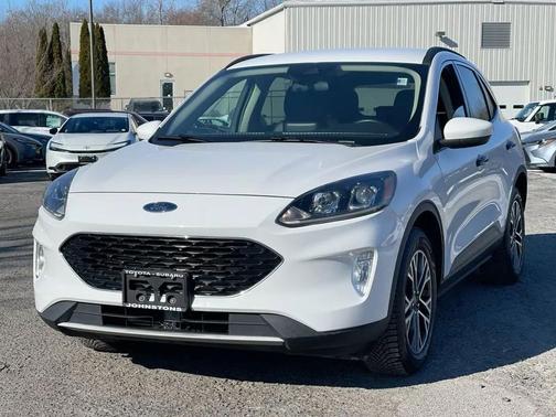 2020 Ford Escape SEL