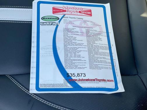 2025 Toyota Camry SE