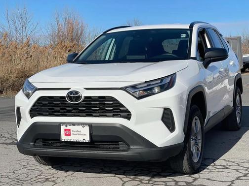 2025 Toyota RAV4 Hybrid SE