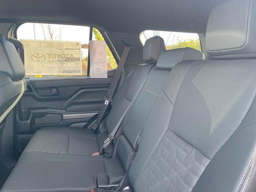 2025 Toyota 4Runner TRD Off Road Premium