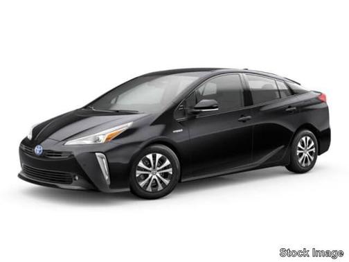 2022 Toyota Prius LE