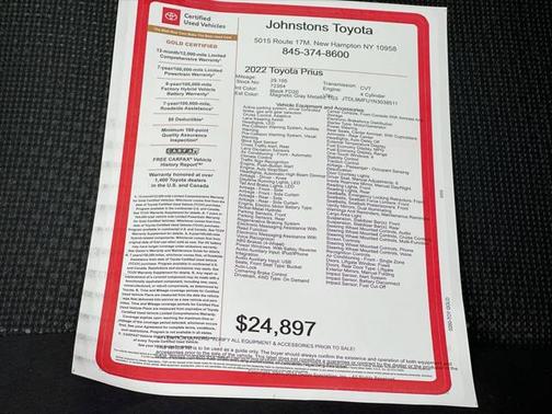 2022 Toyota Prius LE