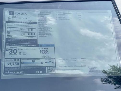 2025 Toyota Corolla Cross LE