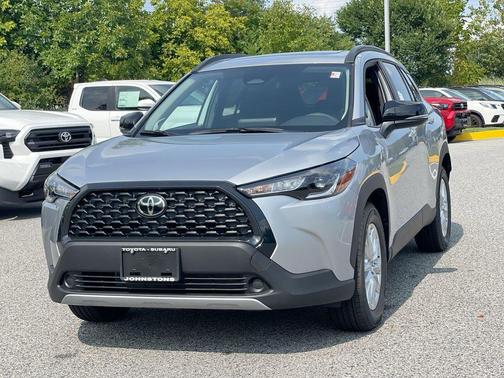 2025 Toyota Corolla Cross LE