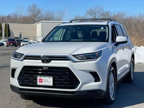 2025 Toyota Grand Highlander XLE