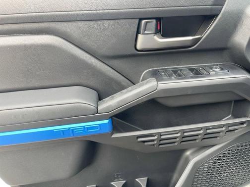 2025 Toyota Tacoma TRD Off Road