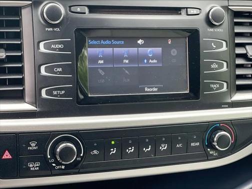 2018 Toyota Highlander LE
