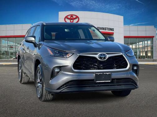 2025 Toyota Highlander XLE