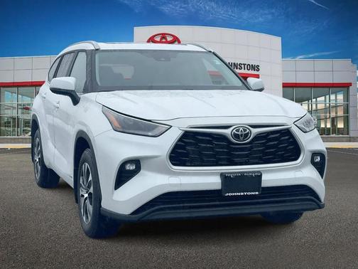 2026 Toyota Highlander Hybrid XLE