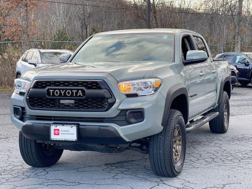 2022 Toyota Tacoma SR5