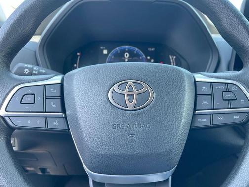 Storm Cloud 2026 Toyota Highlander LE