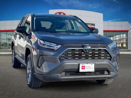 2025 Toyota RAV4 Hybrid SE