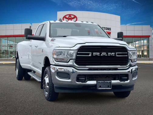 2019 RAM 3500 Big Horn Crew Cab 4x4 8' Box
