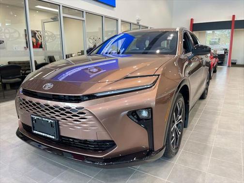 2025 Toyota Crown Signia XLE