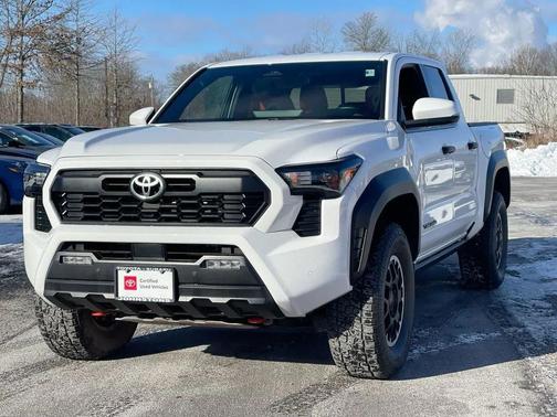 2024 Toyota Tacoma TRD Off Road
