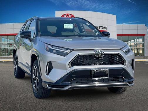 2025 Toyota RAV4 Hybrid SE