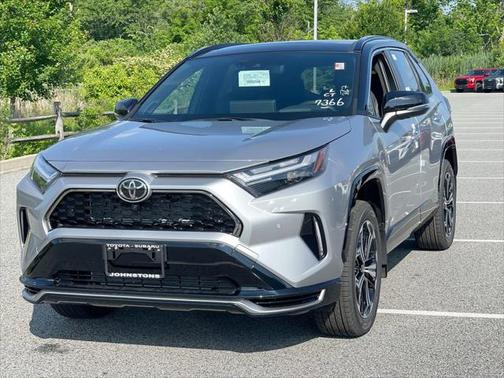 2025 Toyota RAV4 Hybrid SE